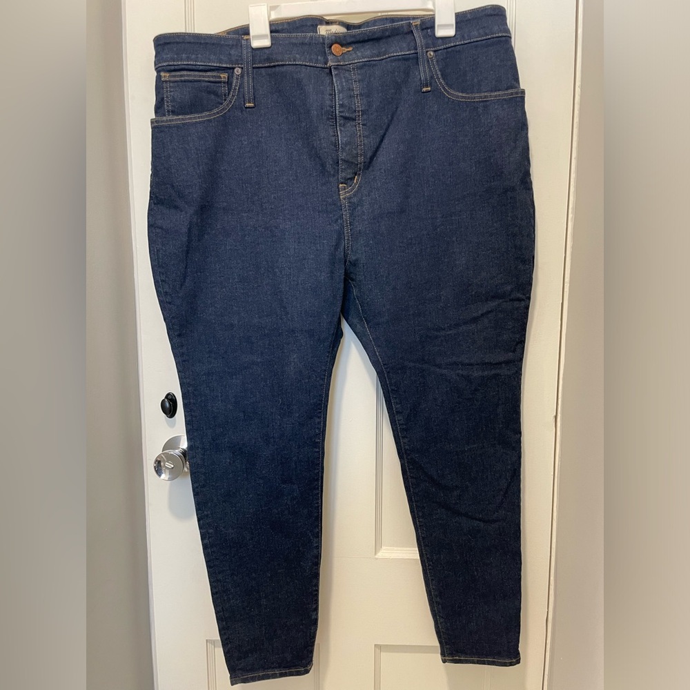 Madewell Curvy fit skinny jeans. 36 (22W) Petite. Like new!